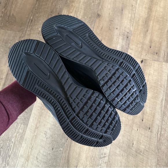 Nike Mens Quest 4 Running Sneakers - Picture 8 of 11